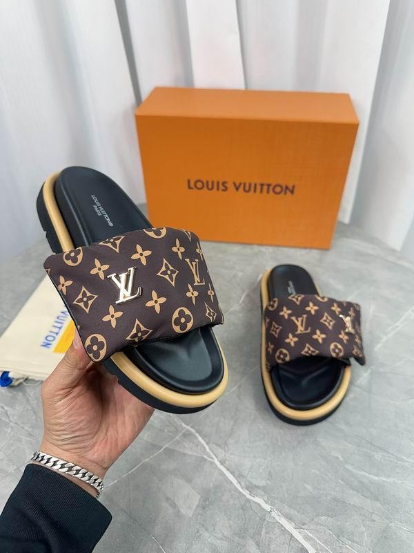 LV Men's Slippers 401